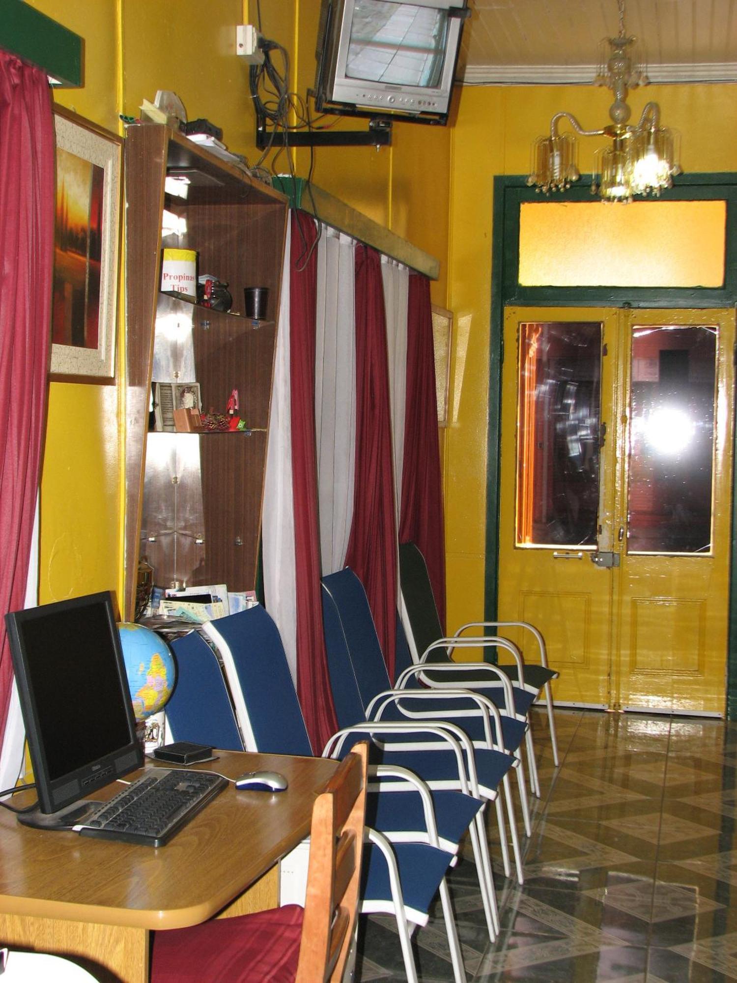Hostal El Mirador Punta Arenas Exteriör bild