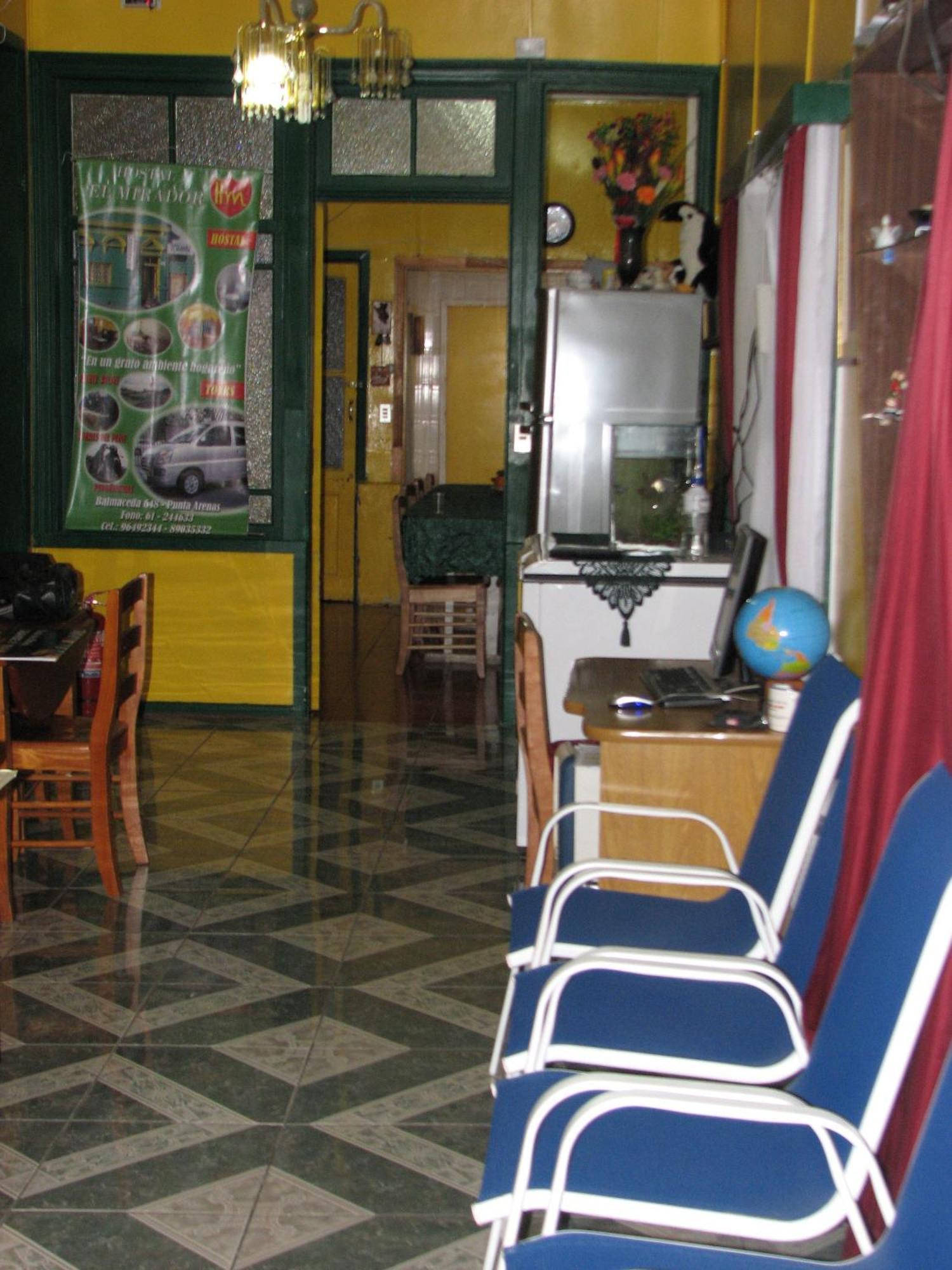 Hostal El Mirador Punta Arenas Exteriör bild
